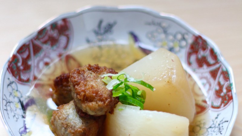 聖護院大根と蓮餠の煮物
