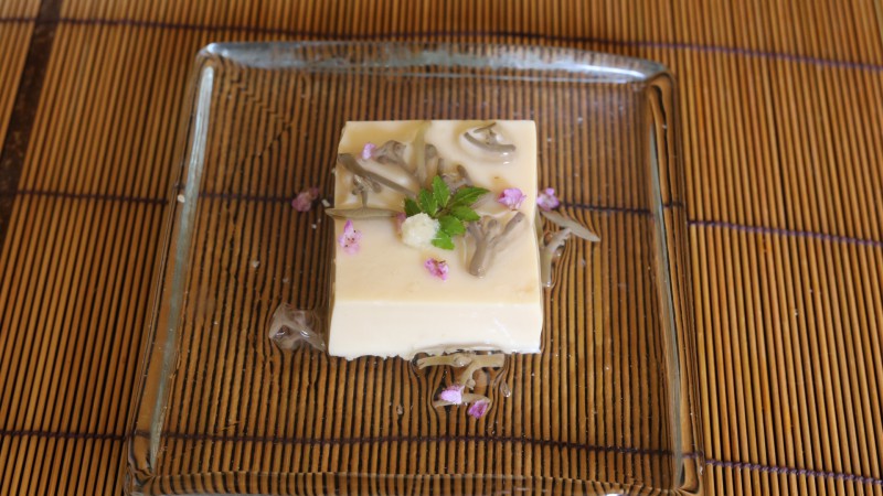 卵豆腐 じゅんさいのおつゆ